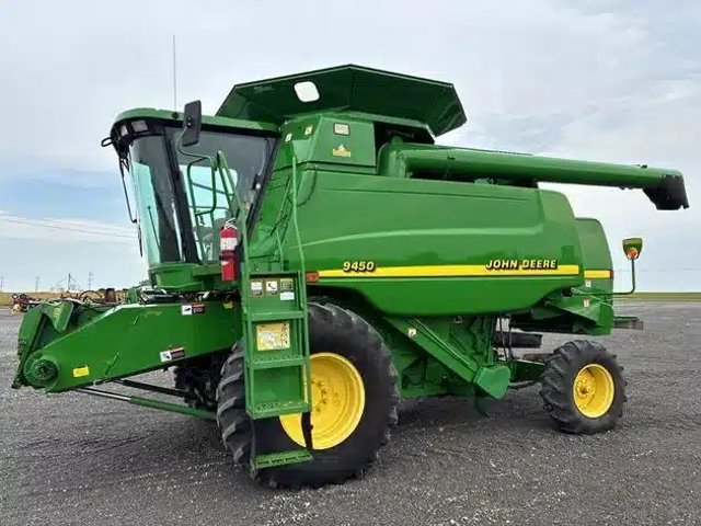 2001 John Deere 9450 Batteuse