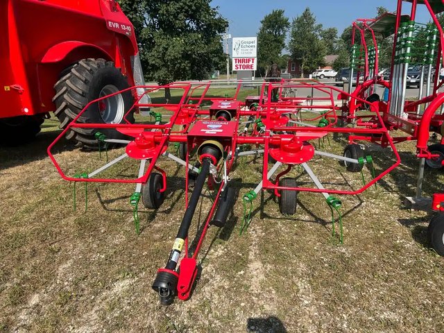 Enorossi G2V 310 PTH Tedder