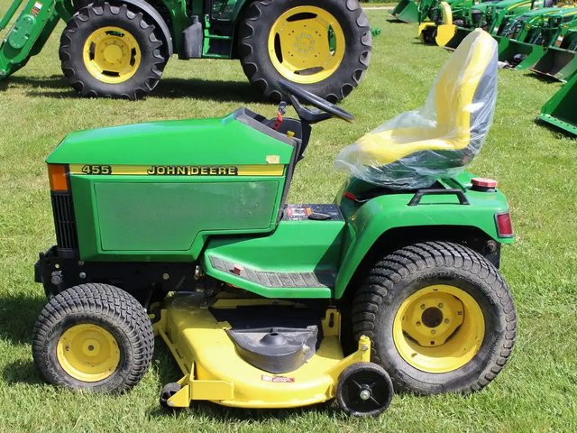 2005 John Deere X495 Tracteur à pelouse