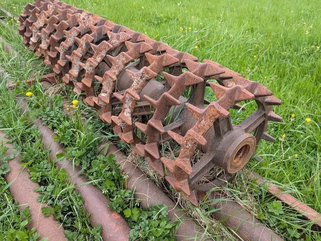 Brillion Crow Foot Packer Wheels pièces - neuves et usagées
