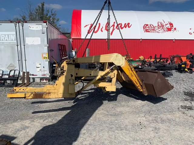 Massey Ferguson MF32 chargeur frontal