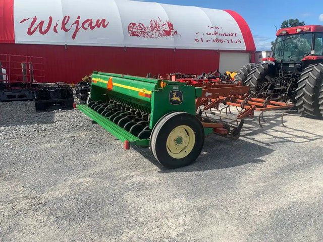 John Deere 450 Semoir