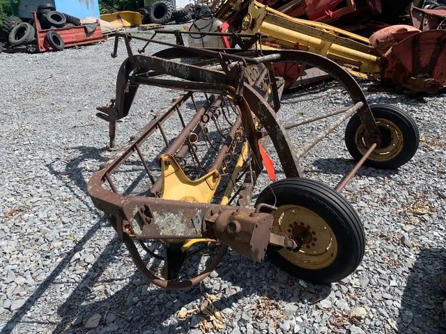 Ford New Holland 55 râteau