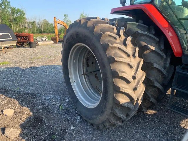 Unverferth 18.4-38 Roues double