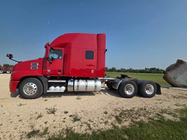 2019 Mack ANTHEM 64T Camion dix roues
