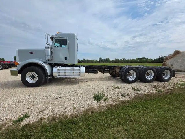 2019 Peterbilt 367 Camion dix roues