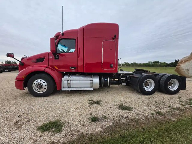2019 Peterbilt 579 Camion dix roues