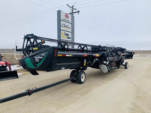 2018 MacDon FD140