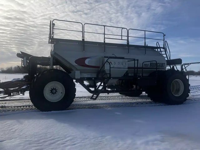 2019 Bourgault 7950 Remorque pneumatique