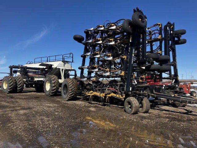 2017 Seed Hawk 7012 Semoir à air