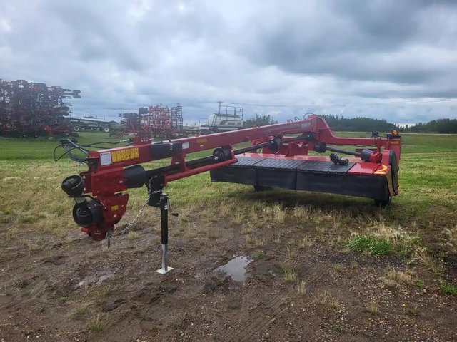 2026 Case IH DC135 Faucheuse-conditionneuse à disques