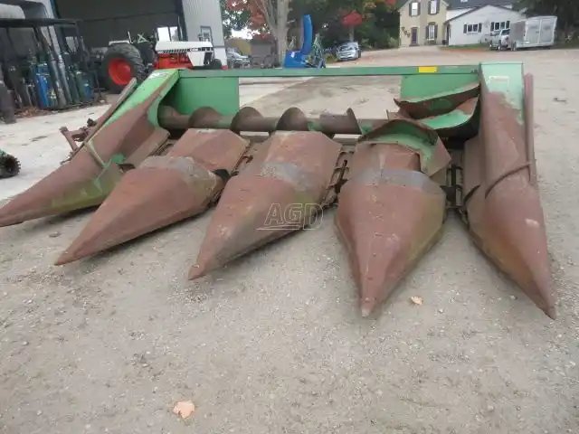 John Deere 444 Nez - Maïs