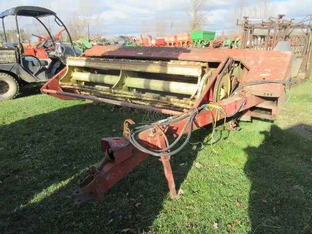 New Holland 489 Faucheuse-conditionneuse