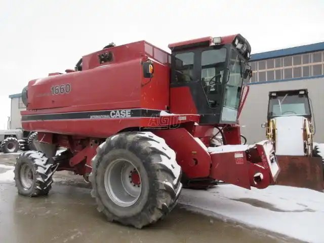 1987 Case IH 1660 Batteuse