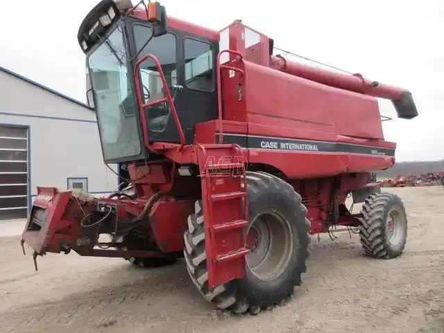 1993 Case IH 1644 Batteuse