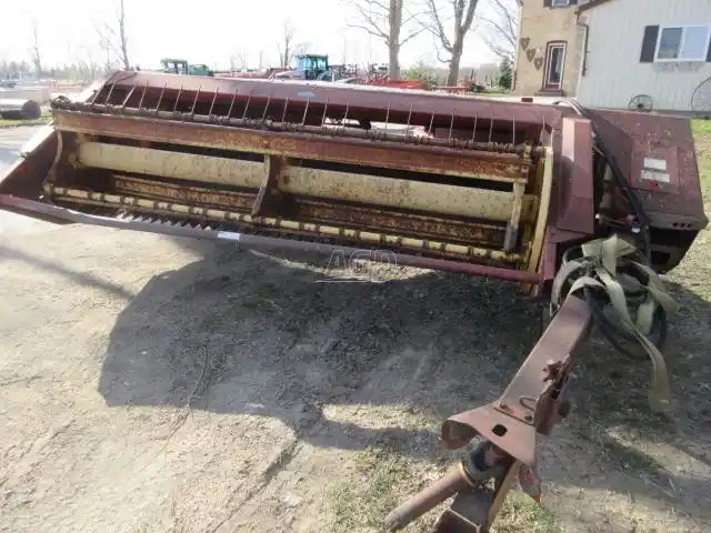 New Holland 489 Faucheuse-conditionneuse