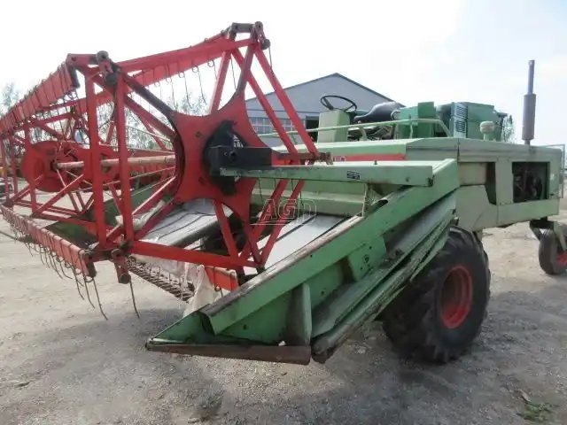 Owatonna 270 Andaineur
