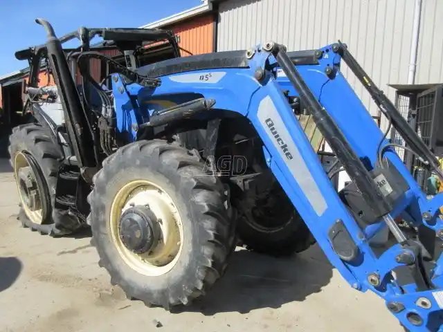 2011 New Holland T6050 PLUS Tracteur