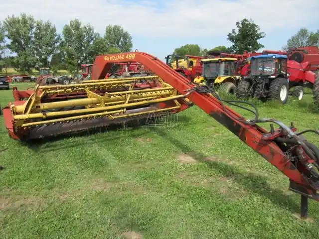 New Holland 499 Faucheuse-conditionneuse