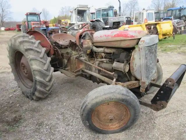 1960 Massey Ferguson 35 Tracteur