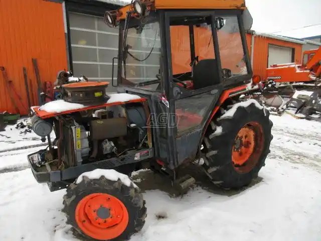 Kubota L3010DT Tracteur