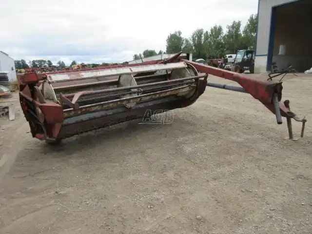 International 1190 Faucheuse-conditionneuse