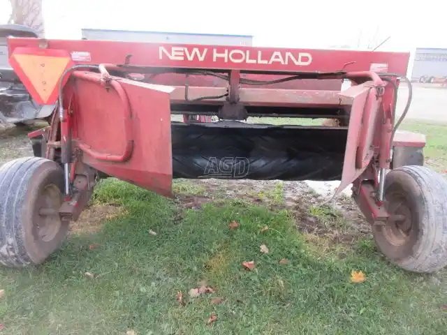 New Holland 411 Faucheuse-conditionneuse à disques