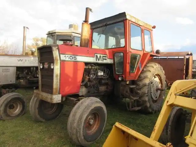 1974 Massey Ferguson 1105 Tracteur
