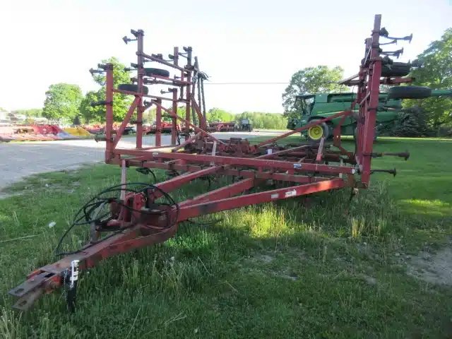 Case IH 4900 Cultivateur