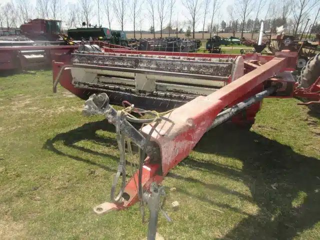 International 1190 Faucheuse-conditionneuse
