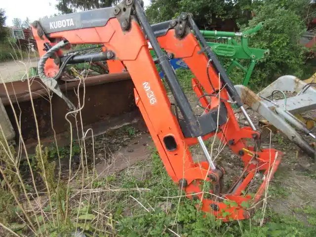 Kubota M36 chargeur frontal
