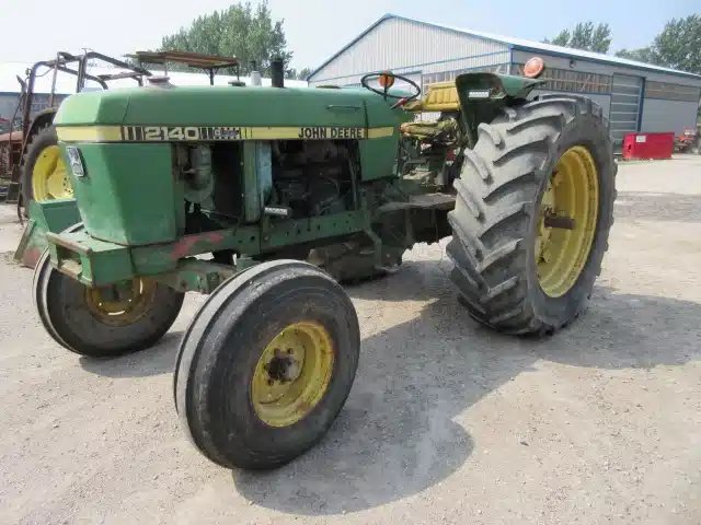 1980 John Deere 2140 Tracteur