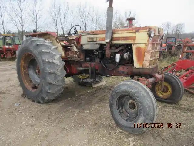 1967 Cockshutt 1850 Tracteur