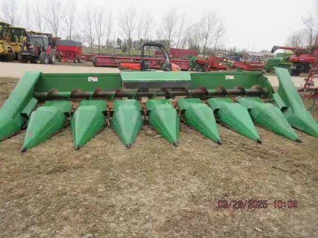 John Deere 843 Nez - Maïs
