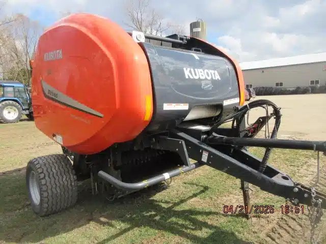 Kubota BV5160 Presse à Balle Ronde