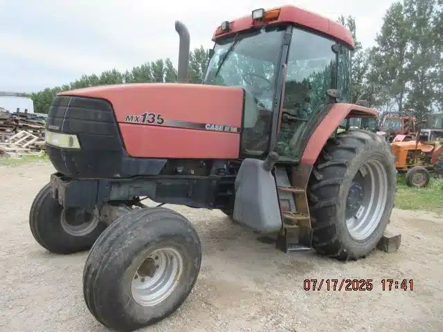 Case IH MAXXUM 135 Tracteur
