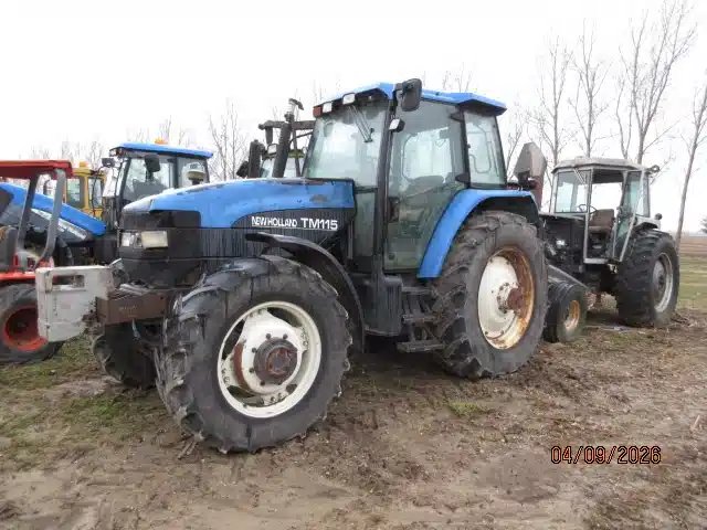 2001 New Holland TM115 Tracteur