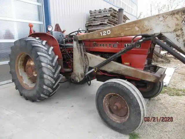 1975 White 1370 Tracteur