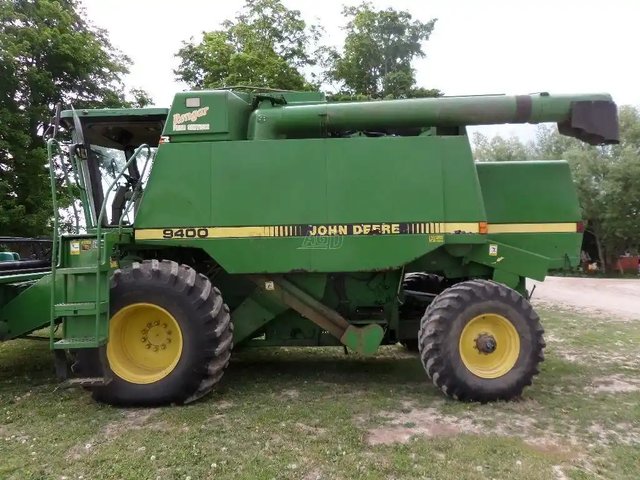 John Deere 9400 Batteuse