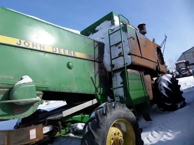 John Deere 6620 Batteuse