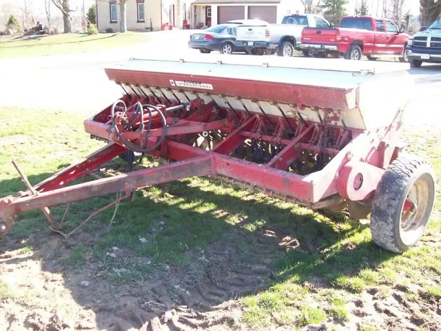 International Harvester 10 Semoir
