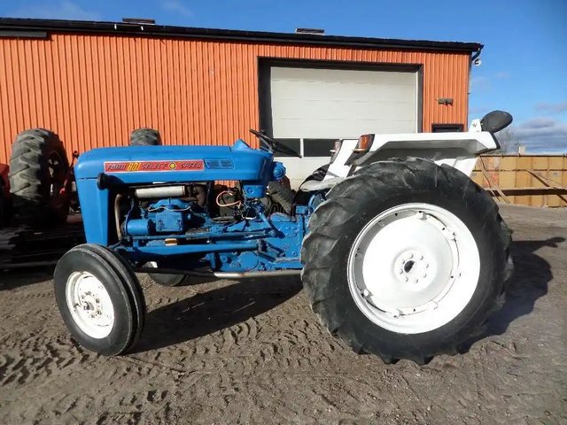 Ford 801 Tracteur