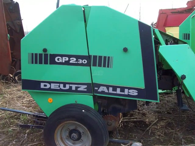 Deutz Allis GP 2.30 Presse à Balle Ronde