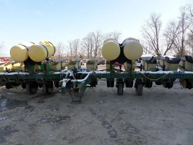 John Deere 7000 Planteur