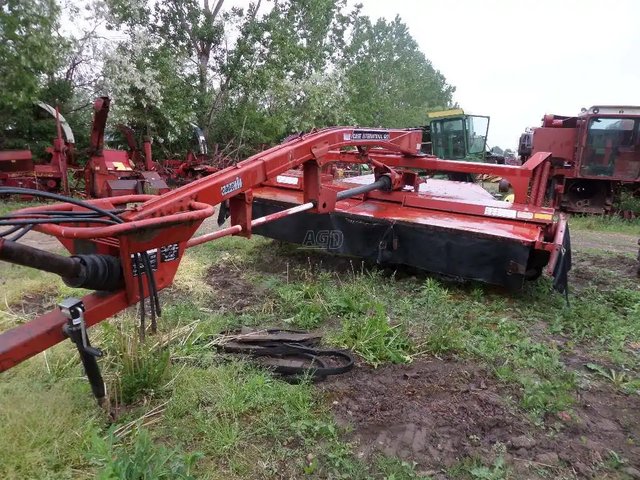 Case IH 8312 Faucheuse-conditionneuse à disques