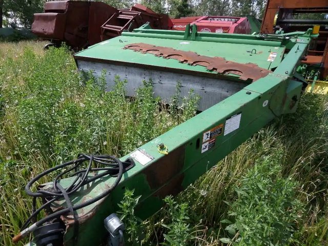 John Deere 920 Faucheuse-conditionneuse à disques