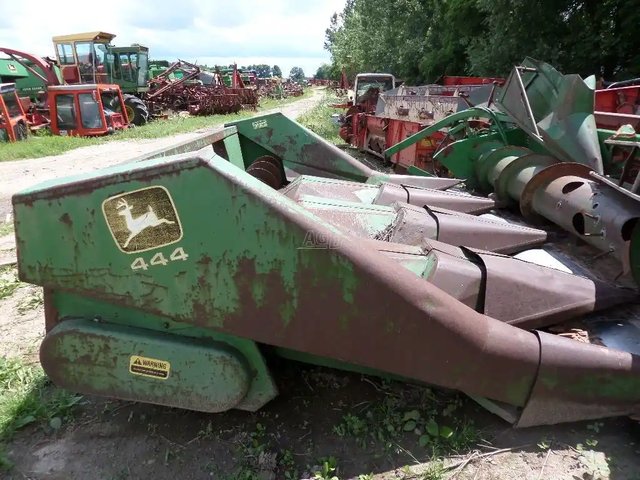 John Deere 444 Nez - Maïs