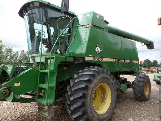 John Deere 9500 Batteuse