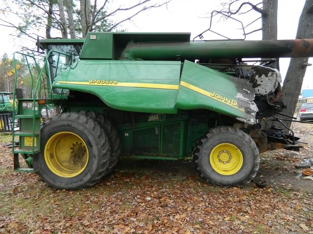 John Deere 9760 STS Batteuse