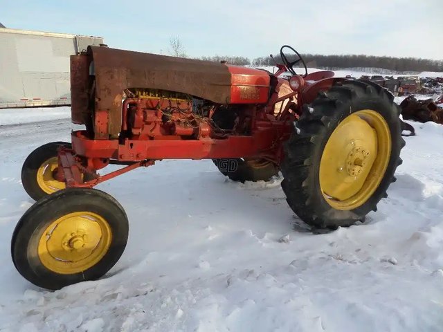1953 Massey Harris 33 Tracteur